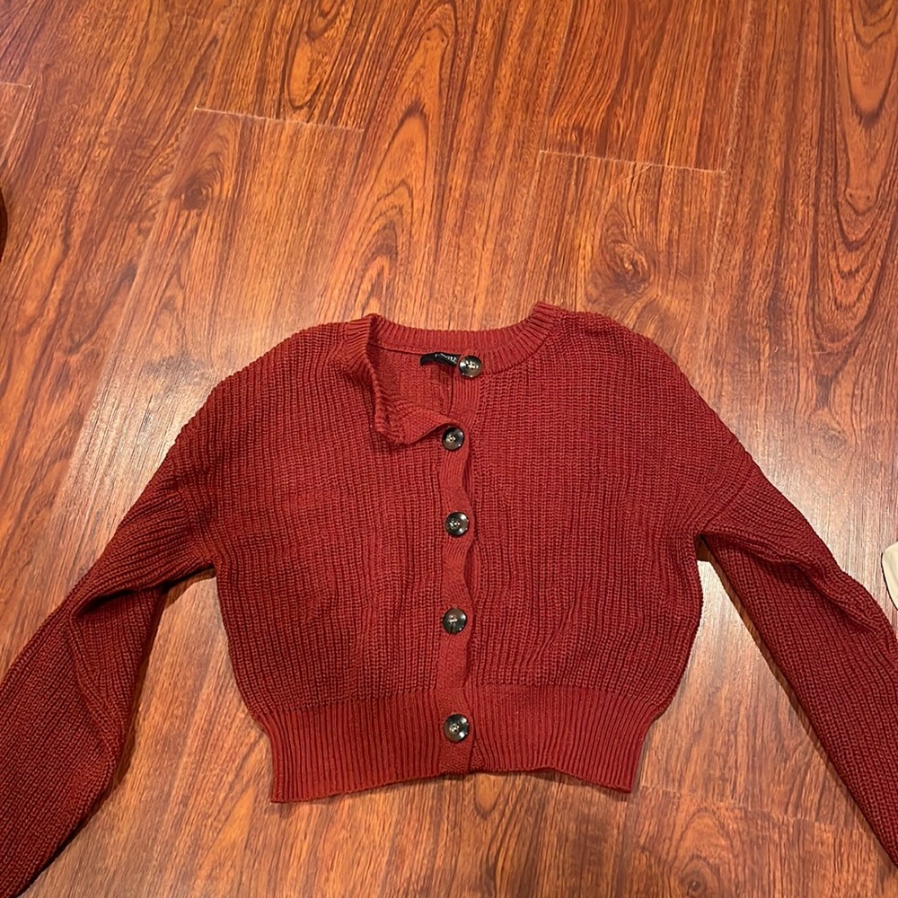 Forever 21 Red Cropped Sweater